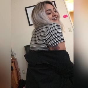 Meet your Posher, Magaly